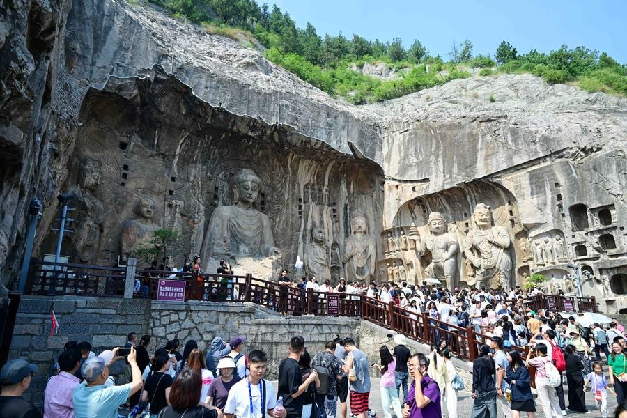 Xi Story: The ancient stone slab etched on Xi's memory